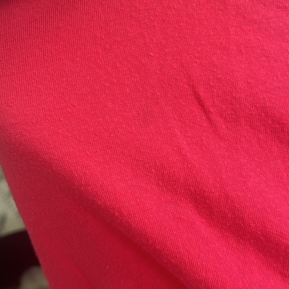 V Neck High-Low Tank - Picture 5 of 6